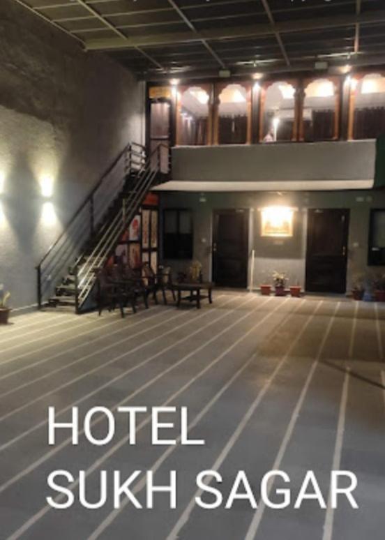 Sukh Sagar Hotel Jaipur Exterior foto